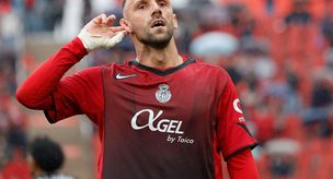 Fenerbahçe brings Vedat Muriqi to Istanbul