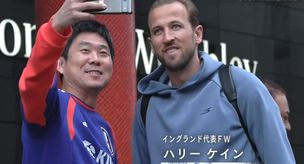 Japan's technical director's pose became a big deal