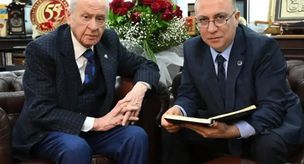التوقيت الملحوظ من عزت أولفي يونتر عضو حزب الحركة القومية الذي لم يوقع على القانون الإطاري: لدي حياة واحدة ولتكن فداءً