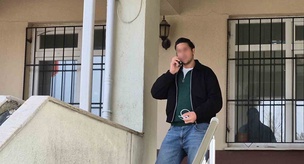 Опоздав на экзамен, он взбесился! В Эскишехире он напал на журналиста, который его снимал.