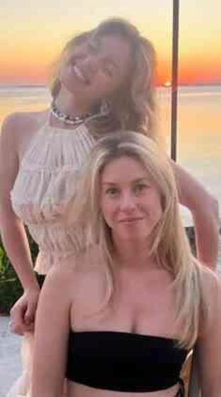 Sydney Sweeney, Meksika tatilinde üzerinde 'Harika göğüslere sahip olduğum için özür dilerim' yazılı tişört ile fotoğraf paylaştı