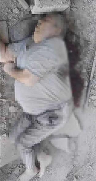 İsrail askerleri 'Yardım ediyoruz' pozu verdikleri yaşlı Filistinliyi katletti