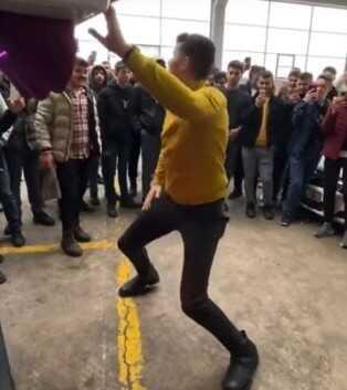 Dans videosuyla gündeme gelen Memleket Partili Cem Saygı'dan yeni iddia: 20 bin lira para teklif ettiler