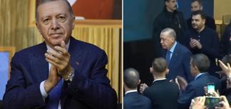 Gençlerle buluşan Erdoğan salona gelirken çalınan şarkı bir hayli manidar