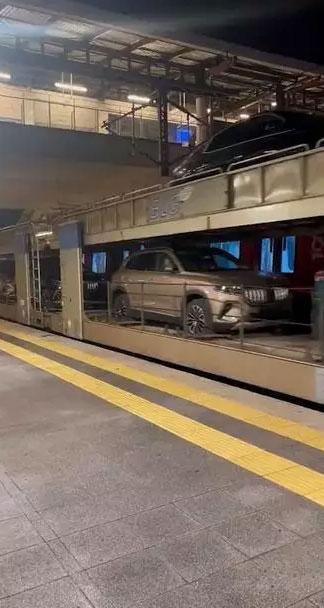 TOGG, Avrupa yolunda! İlk sevkiyat böyle görüntülendi