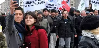 CHP'li Özdemir'den Demir Çelik İşçilerinin Ücret Eylemine Destek