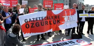 Adliye Önünde Tutuklu Gazeteciler İçin Özgürlük Eylemi