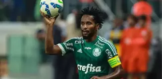 Ze Roberto'dan Futbola Veda