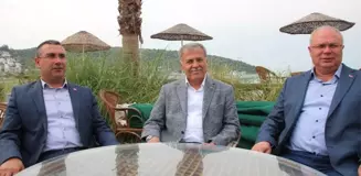 Dr. Mehmet Nil Hıdır ve Dr. Tahir Ateş Turizmcilerle Bir Araya Geldi