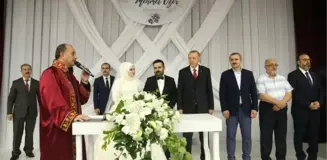 Cumhurbaşkanı Erdoğan nikah törenlerine katıldı