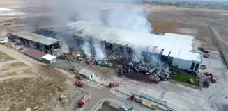 Konya'daki fabrika yangını 11 saatlik çalışmayla söndürüldü