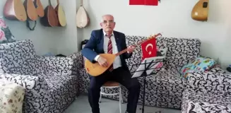 Eskişehirli Ozan Arif Çayır, koronavirüsten korunmak için 'maske takmayı' sazına taşıdı