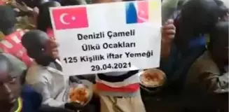 Ülkü gençlerden Afrika'da iftar yemeği