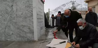 Ünlü şair Cemal Süreya ölüm yıldönümünde memleketi Tunceli'de anıldı