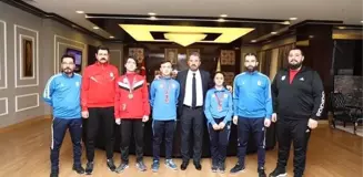 Madalyalı Sporculardan Başkan Ertuğrul Çetin'e ziyaret