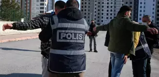 Kayseri'de polis ekiplerinden okul çevrelerinde denetim