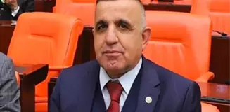 Ahmet Akay kimdir? Ahmet Akay kaç yaşında, nereli? Ahmet Akay hayatı ve biyografisi!