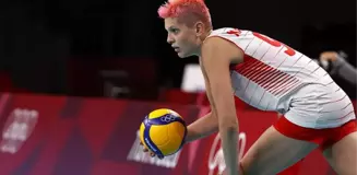 Cinsel tercihiyle tartışma yaratan voleybolcu Ebrar Karakurt'un eski sevgilisi çok ünlü biri çıktı