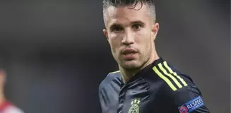 Eski Fenerbahçeli Robin van Persie, Türkiye'nin acısını paylaşarak dünyaya seslendi: Bu herkese bir mesajdır