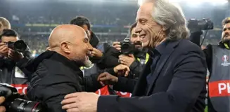 Fenerbahçe taraftarının kabusu son buldu! Sampaoli'yi takımın başına getiren Flamengo, Jesus defterini kapadı