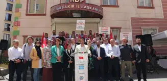 Diyarbakır Anneleri Evlat Nöbeti Çadır Paneli Düzenledi