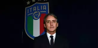 Roberto Mancini İtalya Milli Takımı'nın Teknik Direktörlüğünden İstifa Etti