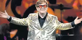 Elton John Monako'da Hastaneye Kaldırıldı