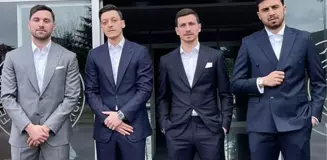 Mesut Özil, Ozan Tufan, Sinan Gümüş ve Mert Hakan'ın 'Haber Gelmiyor Yardan' performansı büyük sükse yaptı