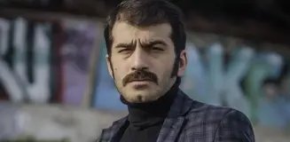 Ufuk Bayraktar kimdir, aslen nereli? Ufuk Bayraktar filmleri ve dizileri! Ufuk Bayraktar kaç yaşında?