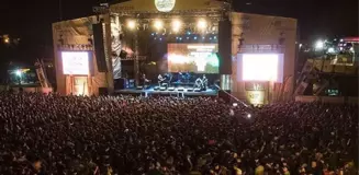 Adana Valiliği'nin iptal kararı mahkemeden döndü, Çukurova Rock Festivali katılımcılara kapılarını açtı