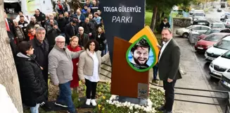 Çiğli Belediyesi, Tiyatro Oyuncusu Tolga Güleryüz'ün İsmini Parkta Yaşatacak