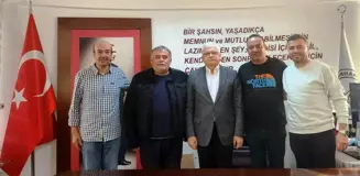 Pelitköy Deveciler Derneği ve Mahalle Muhtarı, Belediye Başkanına Teşekkür Ziyaretinde Bulundu