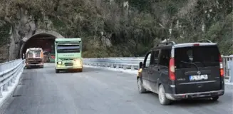 Ordu'da heyelan nedeniyle kapanan yol yeniden açıldı