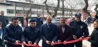 Bilecik'in Gölpazarı Kaymakamı resim sergisi açılışına katıldı