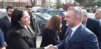 AK Parti, Edirne'de belediye başkan adaylarını tanıttı