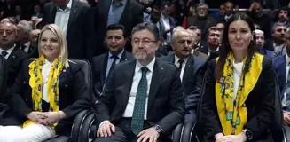 Tarım ve Orman Bakanı Yumaklı: Demokrasiyi güçlendirmeye, ekonomik ve sosyal kalkınmaya inanıyoruz