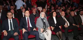 AK Parti Grup Başkanvekili Özlem Zengin: 'Hapishaneye selam verenlerden vatanperver olur mu?'