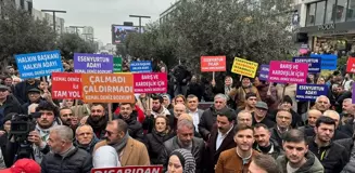 Esenyurt Yerel İnisiyatif Platformu, Kemal Deniz Bozkurt'un aday gösterilmemesini protesto etti