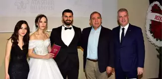 Ataşehir Nikah Dairesi'nde Nazmiye-Selahattin Demir çifti evlendi