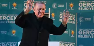 Erdoğan: Şehrimizin kaynaklarını terör örgütüne aktarma yerine Hakkarili kardeşlerim için kullanacak isimler belirledik