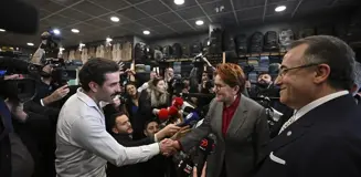 Meral Akşener Gölbaşı'nda esnaf ziyaretleri gerçekleştirdi