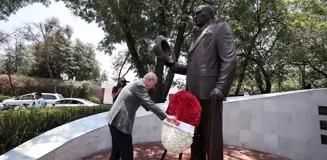 TBMM Başkanı Numan Kurtulmuş Meksika'da Atatürk Anıtı'nı ziyaret etti