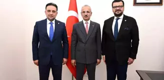 AK Parti Manisa Milletvekilleri Ulaştırma ve Altyapı Bakanı Abdulkadir Uraloğlu'nu ziyaret etti