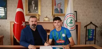 Çaykur Rizespor, Bosna Hersekli oyuncu Muhamed Buljubasic ile 4 yıllık sözleşme imzaladı