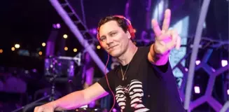 Dünyaca ünlü DJ Tiësto yarın İstanbul Festivali'nde!