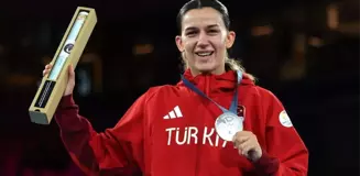 Türkiye, 2024 Paris Olimpiyatları'nda 8 madalya kazandı