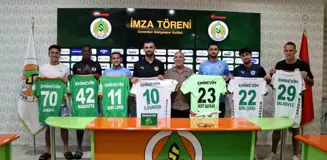 Corendon Alanyaspor, yeni transferlerini ve sözleşme yenileyen futbolcularını tanıttı