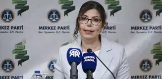 Merkez Parti Genel Başkanı Pelin Gündeş Bakır'dan deprem ve ekonomi açıklamaları