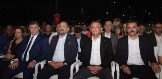 CHP Genel Başkanı Özgür Özel, Suavi'nin konserinin iptal edilmesine tepki gösterdi