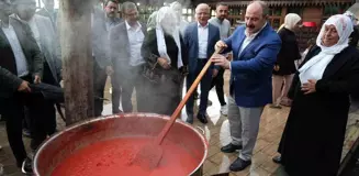 AK Parti Milletvekili Mustafa Varank, Saitabat Köy Kadınları Yardımlaşma Derneği'ni ziyaret etti